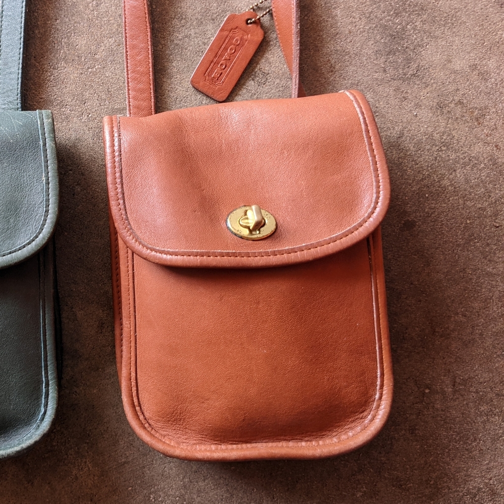 Vintage Coach Side Pack №9978 in British Tan